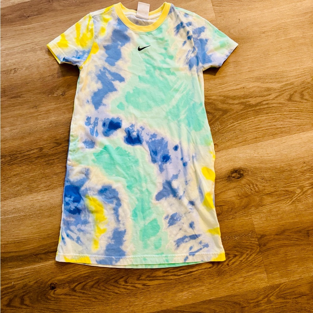 Nike Tie-Dye T-Shirt Dress with Pockets sz small girls